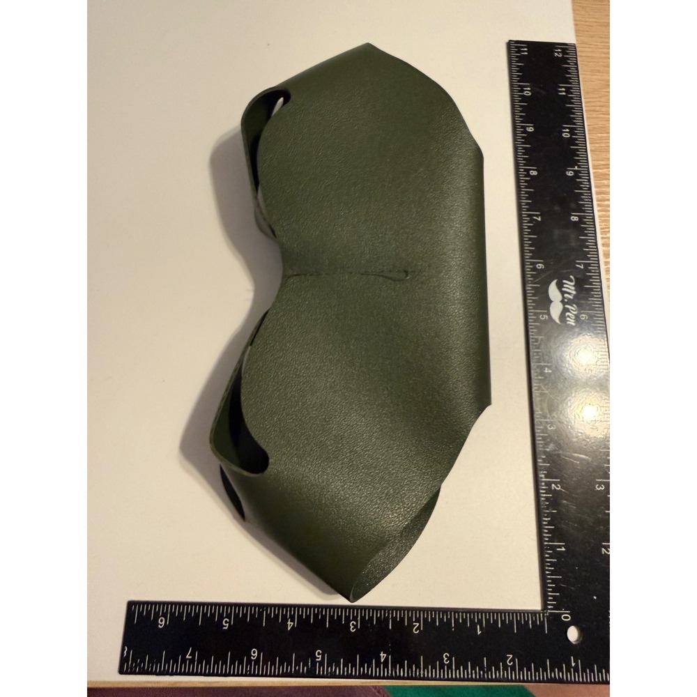 Beats Studio Pro Smart Olive Green Deep Sandstone Headphone Sleeve Snap Case